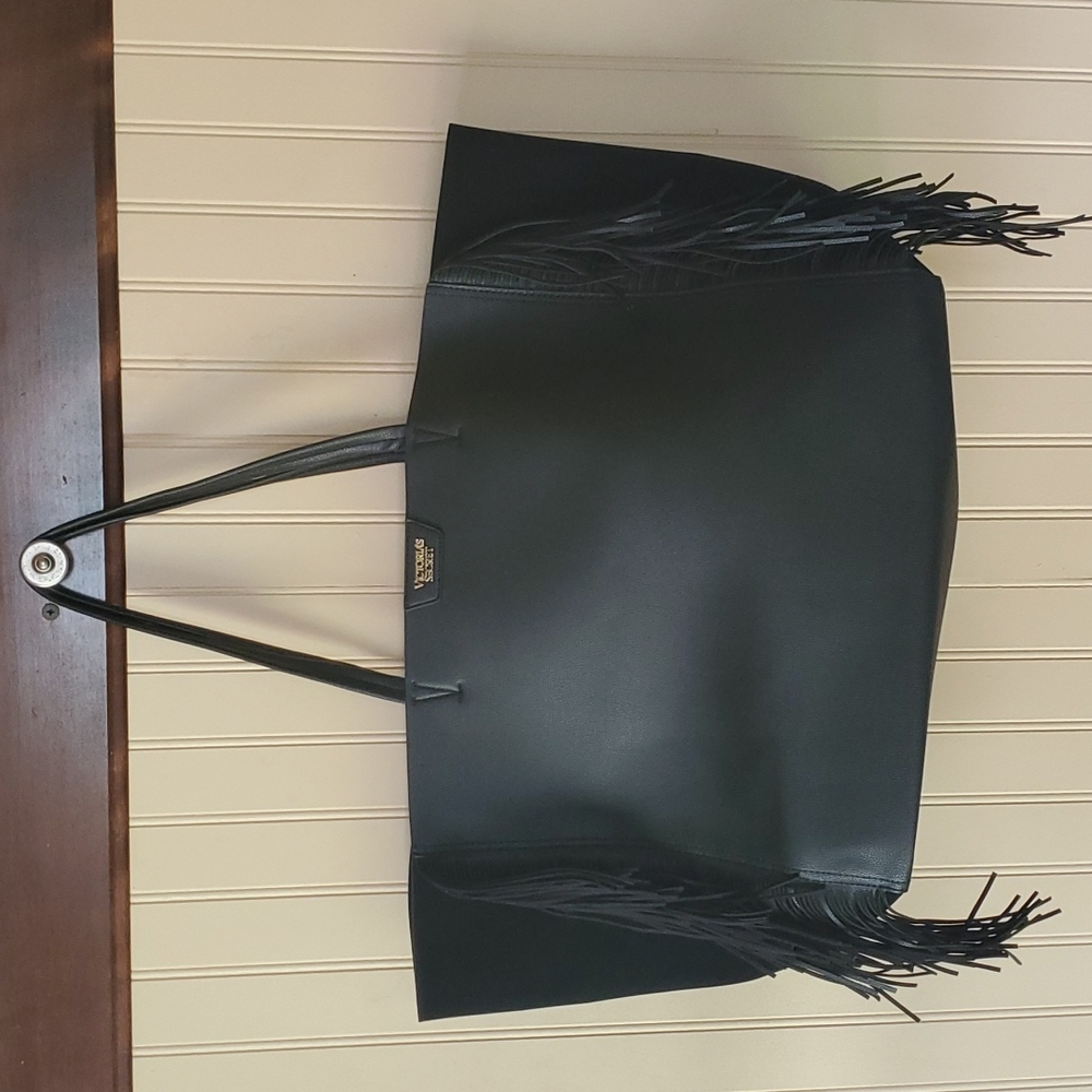Victoria's Secret Limited Edition faux leather tote bag fringe black large - Picture 9 of 9